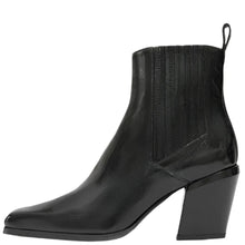 Load image into Gallery viewer, Beau Coops Libby Chelsea Boots Nero Black Patent Leather
