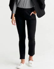 Load image into Gallery viewer, Betty Basics Au Revoir Ponte Pant Black
