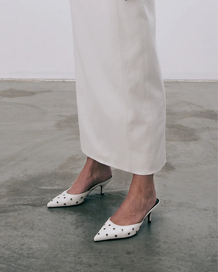 Billini Miles White