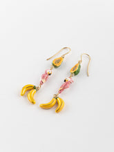 Load image into Gallery viewer, Nach 1592 Papaya Cockatoo &amp; Bananas Pendant Earring
