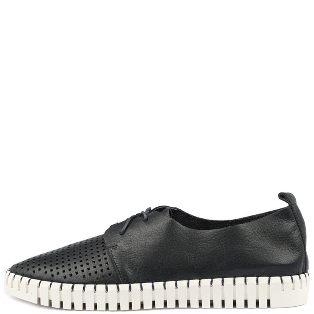 Django & Juliette Huston Sneakers Navy Leather