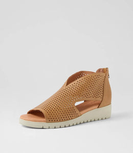 Django & Juliette Mutan Dark Tan/ Almond Sole Leather