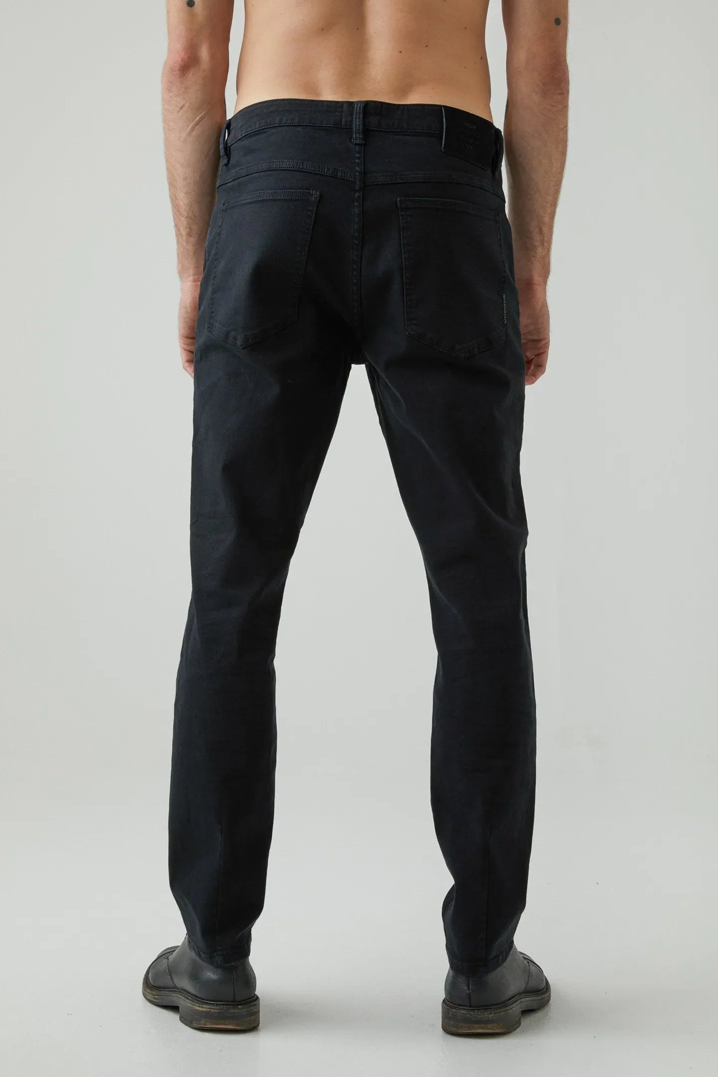 Neuw Denim Ray Tapered Northern Black