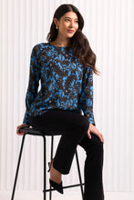 Load image into Gallery viewer, FOIL Strike It Lucky Flare Pant Black
