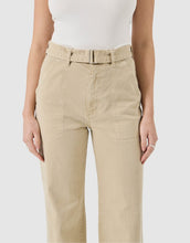 Load image into Gallery viewer, Rollas Sailor Long Pear Belt Jeans Pear

