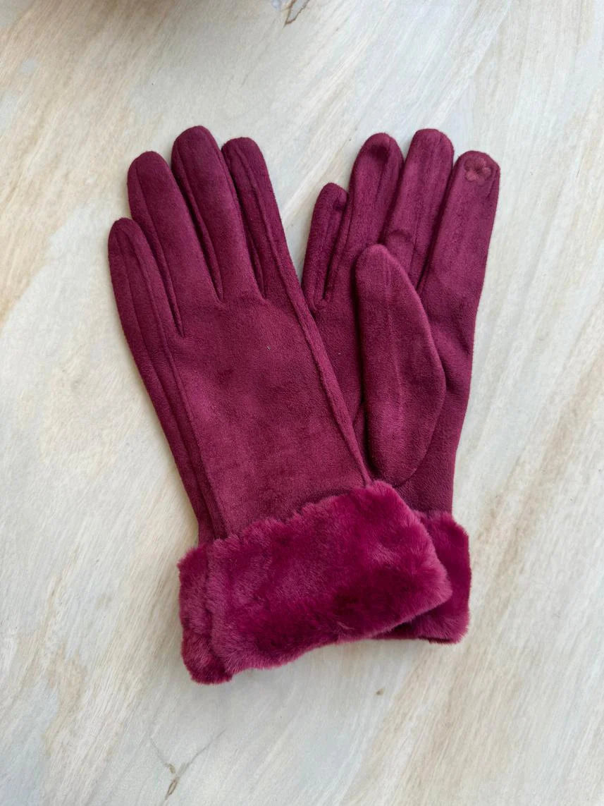 Cinnamon Creations Faux Fur Trim Suedette Gloves Wine