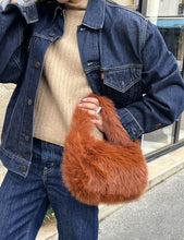 Load image into Gallery viewer, Cinnamon Creations Faux Fur Bag Marron
