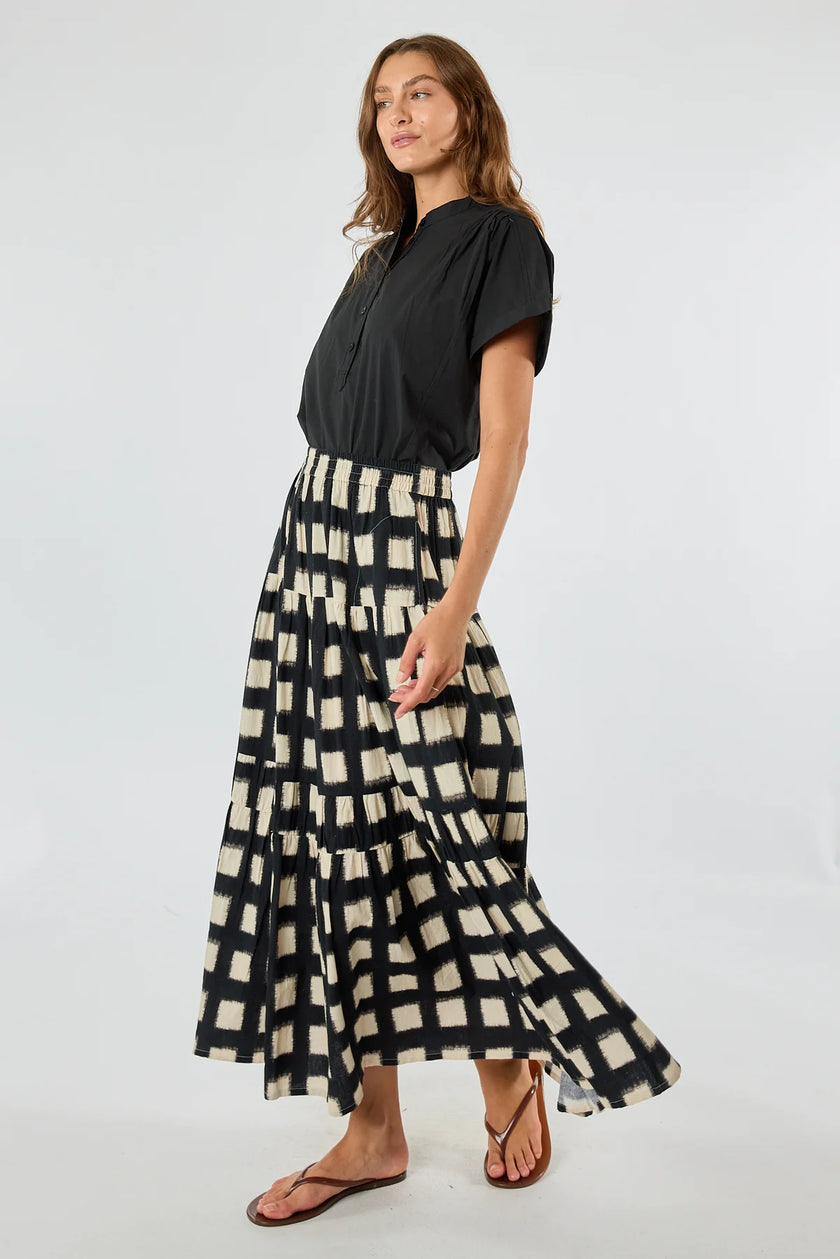 Itami Bloc Skirt Black