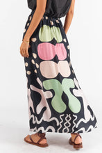 Load image into Gallery viewer, Itami Cali Skirt Black Print
