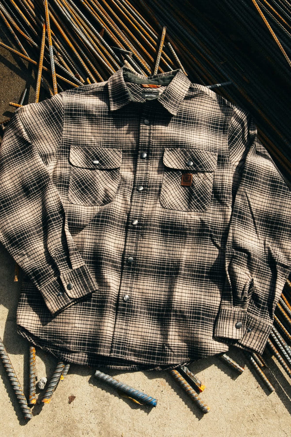 Brixton Builders Bowery Stretch LS Flannel Black/Cinder Grey