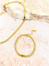 Load image into Gallery viewer, Lustre &amp; Sage Flat Mariner Chain 18k Gold Plated Bracelet
