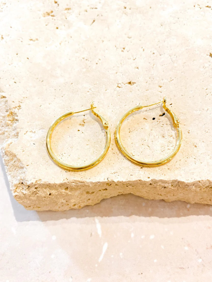 Lustre & Sage Classic 30mm 18k Gold Plated Hoops