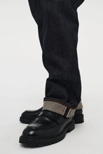 Load image into Gallery viewer, Neuw Denim Liam Relaxed Raw Selvedge

