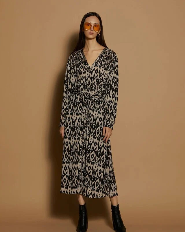MEISÏE Embroidered Ikat Print Dress Black