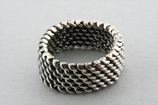 Makers & Providers Mesh Ring