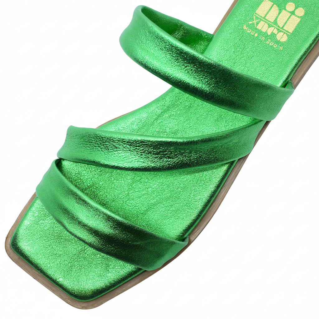 Nu by Neo Wilena Slides Verde Metallic Leather