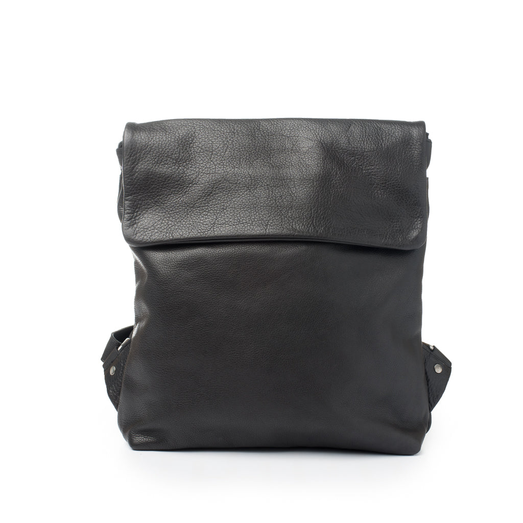 Dusky Robin Neve Backpack Black Leather