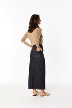 Load image into Gallery viewer, New London Jeans Alston Skirt H Wash
