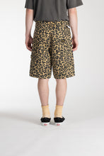 Load image into Gallery viewer, Stan Ray Big Job Short Leopard Camo
