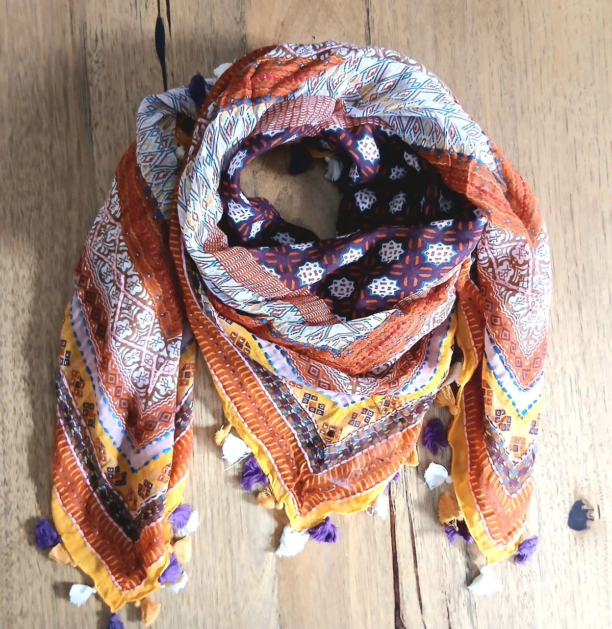 Palme 46209-1050 Cotton Embroidered Splash Pompom Scarf