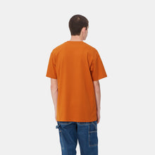 Load image into Gallery viewer, Carhartt WIP S/S Chase T-Shirt Turmeric / Gold
