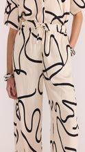 Load image into Gallery viewer, Staple The Label Zenith Relaxed Pants Abstract
