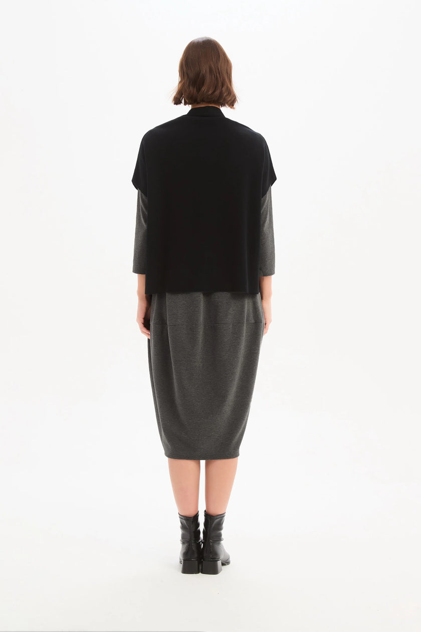 Tirelli Button Up Knit Vest Black