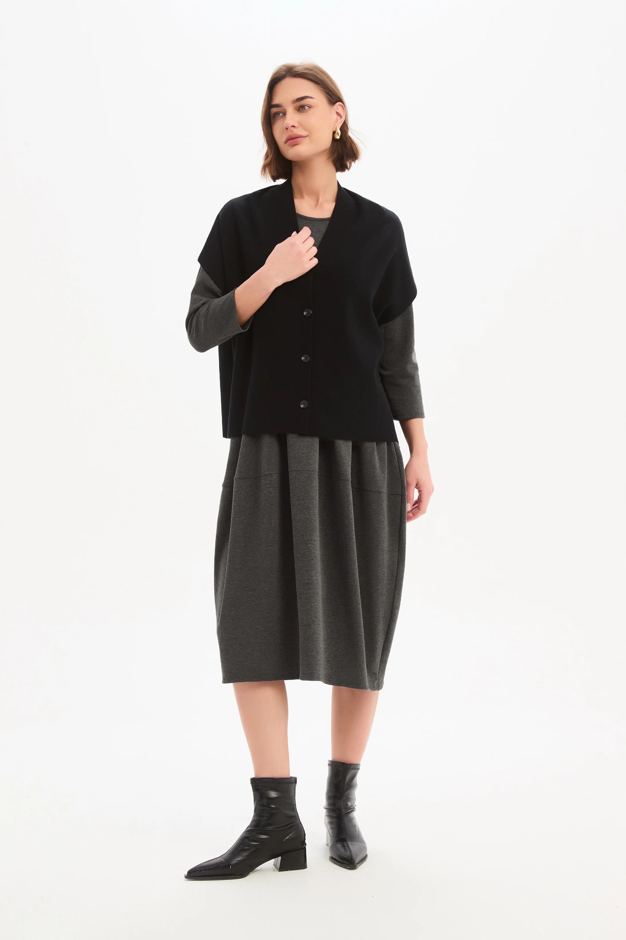 Tirelli Button Up Knit Vest Black