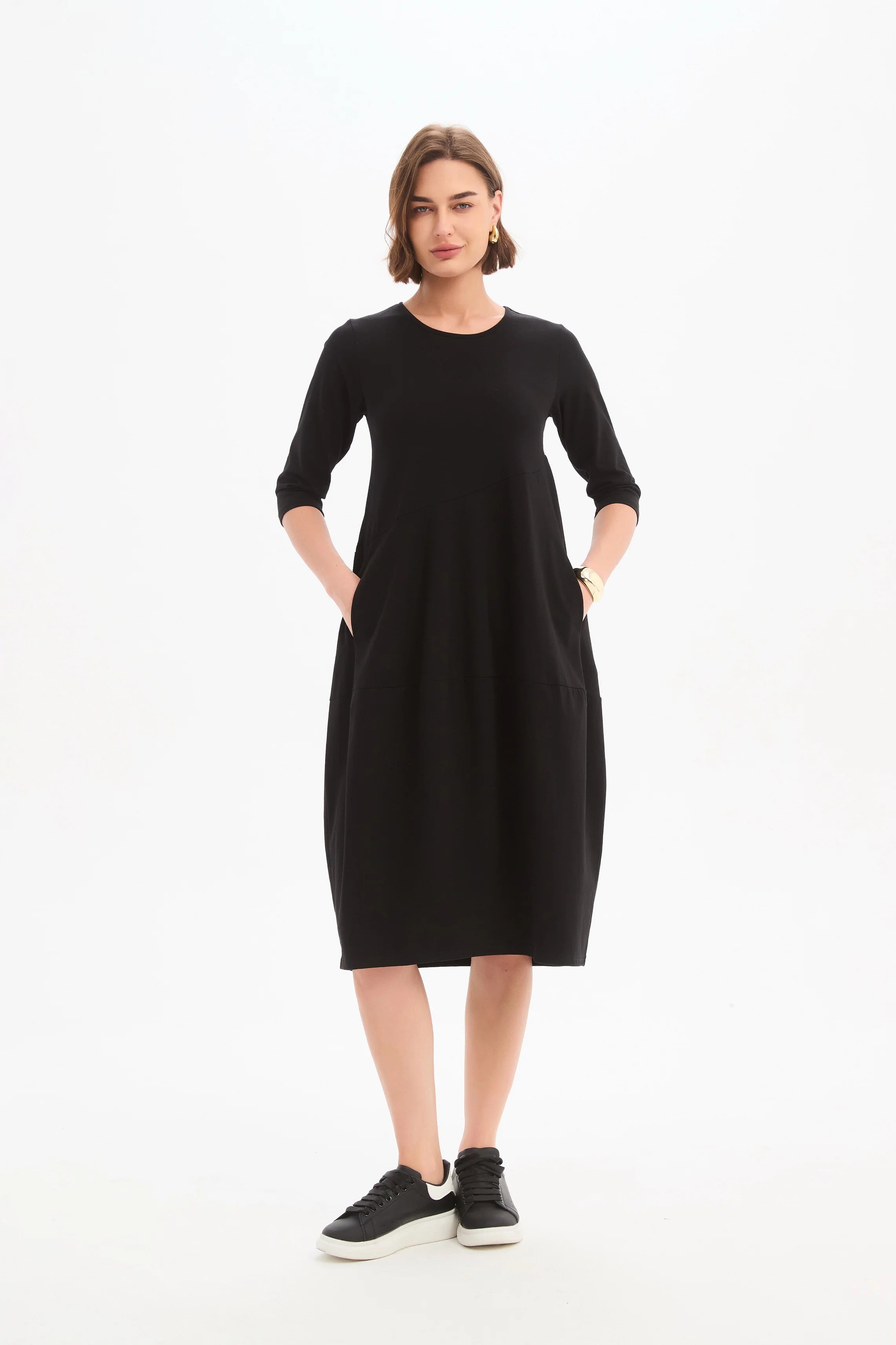 Tirelli Diagonal Seam Winter Dress Black