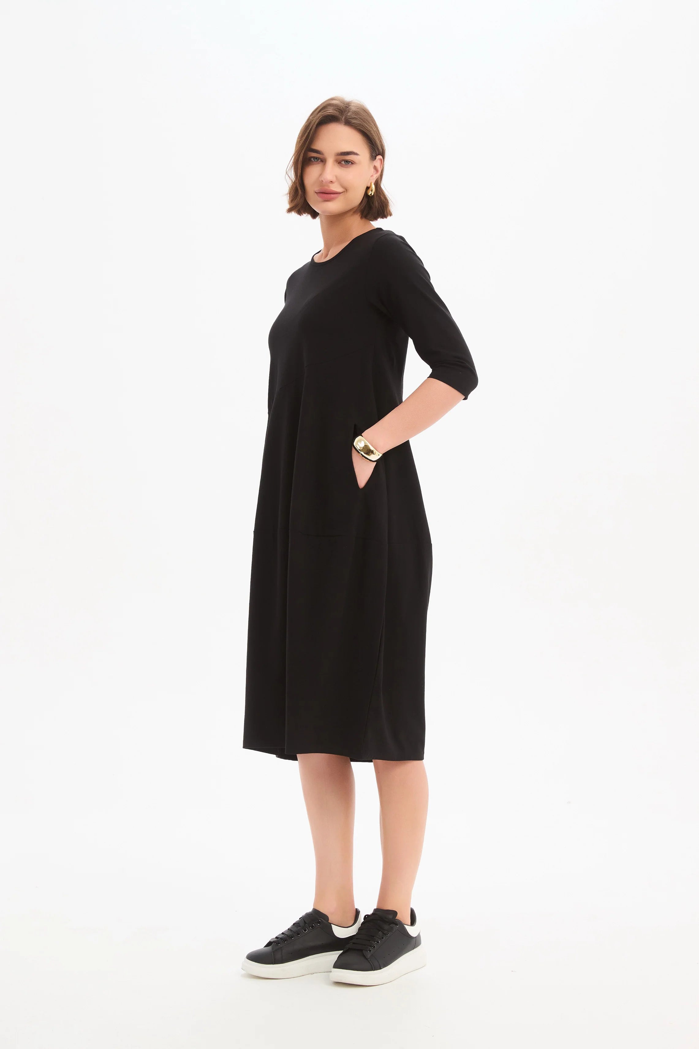 Tirelli Diagonal Seam Winter Dress Black