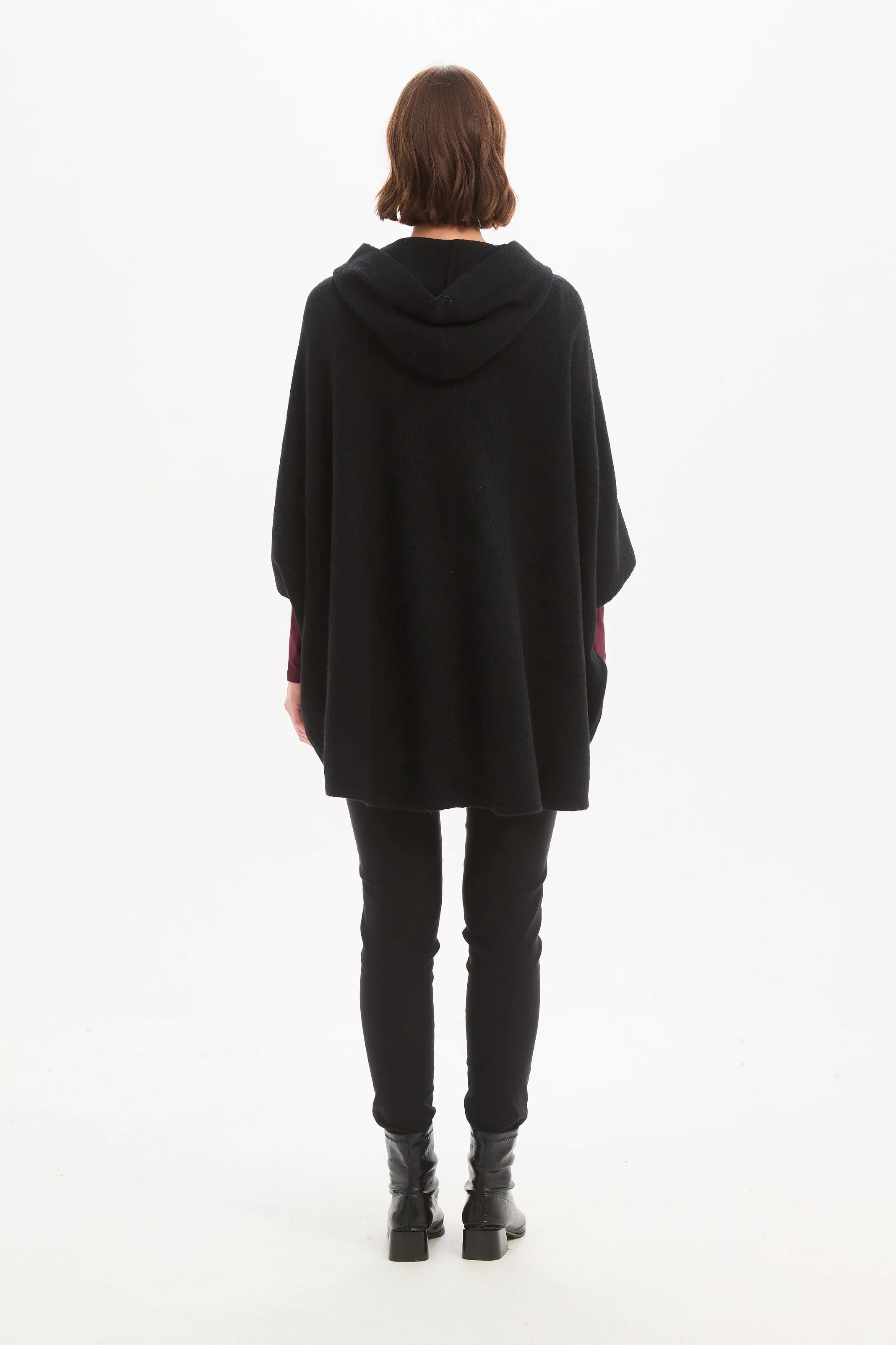Tirelli Magnetic Closure Cardigan Black