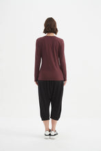 Load image into Gallery viewer, Tirelli Long Sleeve Tshirt Aubergine
