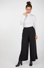 Load image into Gallery viewer, Tani Turtle Neck 79278 White
