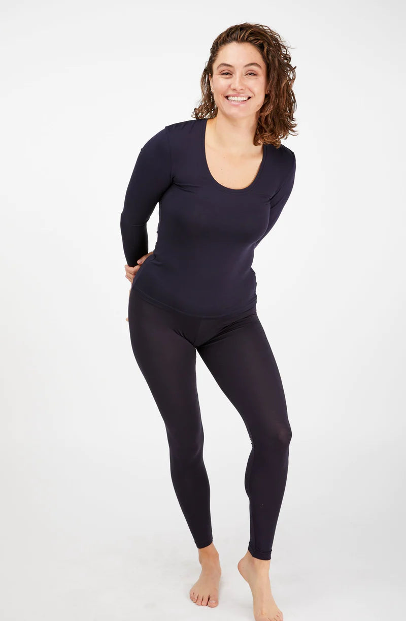 Tani Regular Scoop L/S Tee 79350 French Navy