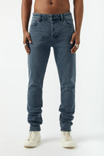 Load image into Gallery viewer, Neuw Denim Ray Tapered Starman
