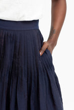 Load image into Gallery viewer, Elk Glos Skirt Navy
