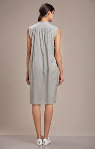 Bunai Pleated Dress Grey