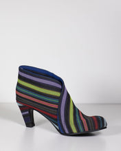 Load image into Gallery viewer, United Nude Fold Mid Rainbow
