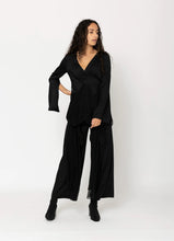 Load image into Gallery viewer, Two By Two Rosa Cardigan Black
