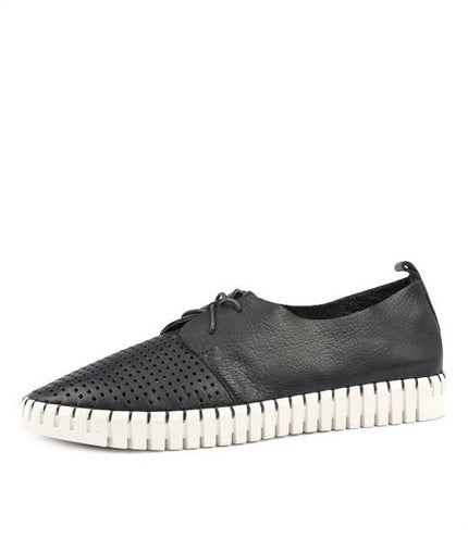 Django & Juliette Huston Sneakers Navy Leather