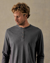Load image into Gallery viewer, McTavish Henley Everyday Tee Shale
