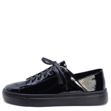 Load image into Gallery viewer, Mollini Oskher Black/ Black Sole Patent
