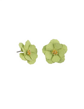 Load image into Gallery viewer, Tiger Tree EKJ6187O Large Pansy Studs Lime
