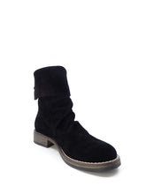 Load image into Gallery viewer, Top End Unseen Black Suede
