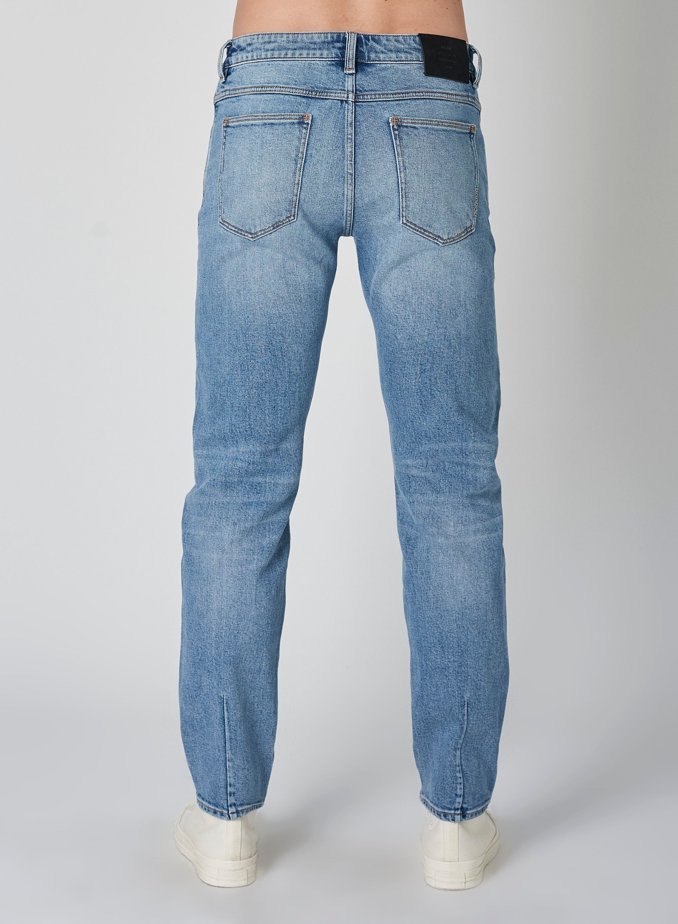 Neuw Denim Lou Straight Fazer
