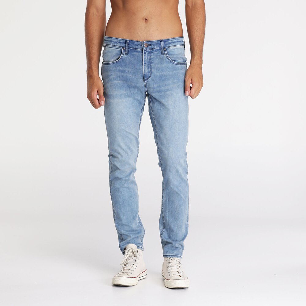 Wrangler Stomper Jean Cyanide