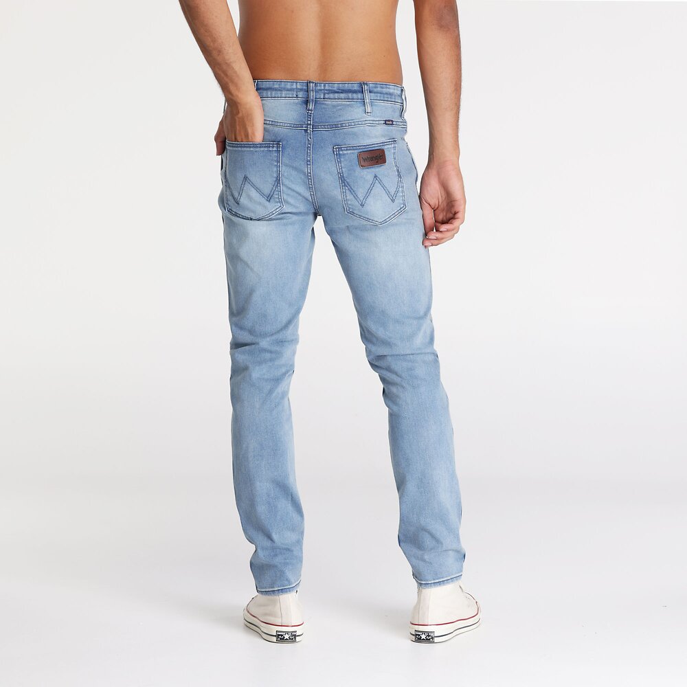 Wrangler Stomper Jean Cyanide