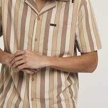 Load image into Gallery viewer, Wrangler Resort Shirt Brown Stripe
