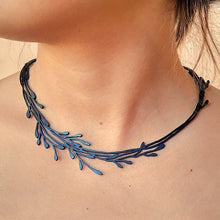 Load image into Gallery viewer, Tun Paola Necklace Black
