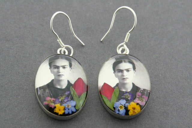 Makers & Providers Frida Flower Earring Black/White